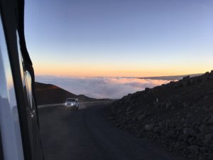 mauna kea above clouds